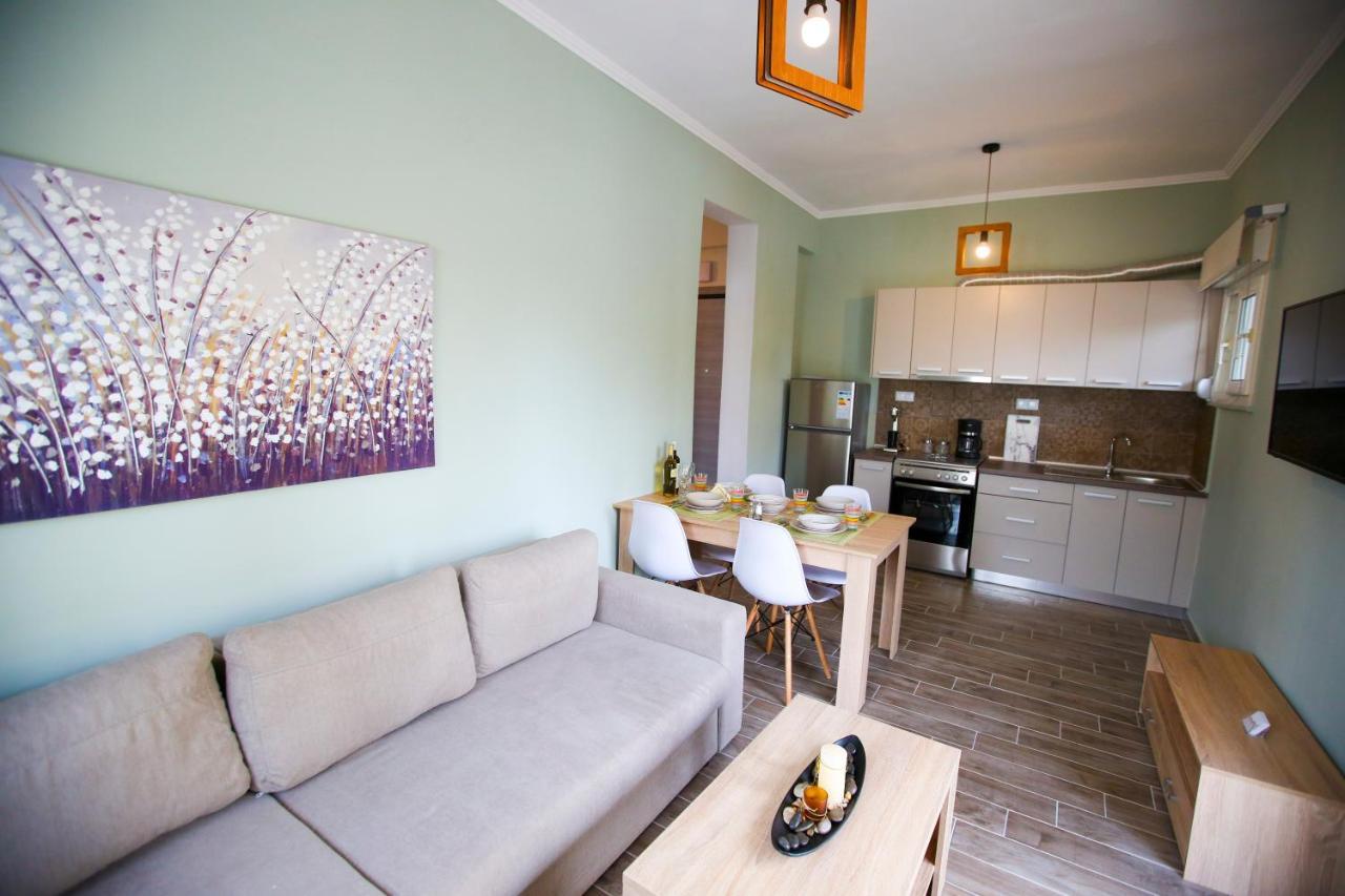 Stella Boutigue Rooms Néa Péramos Εξωτερικό φωτογραφία