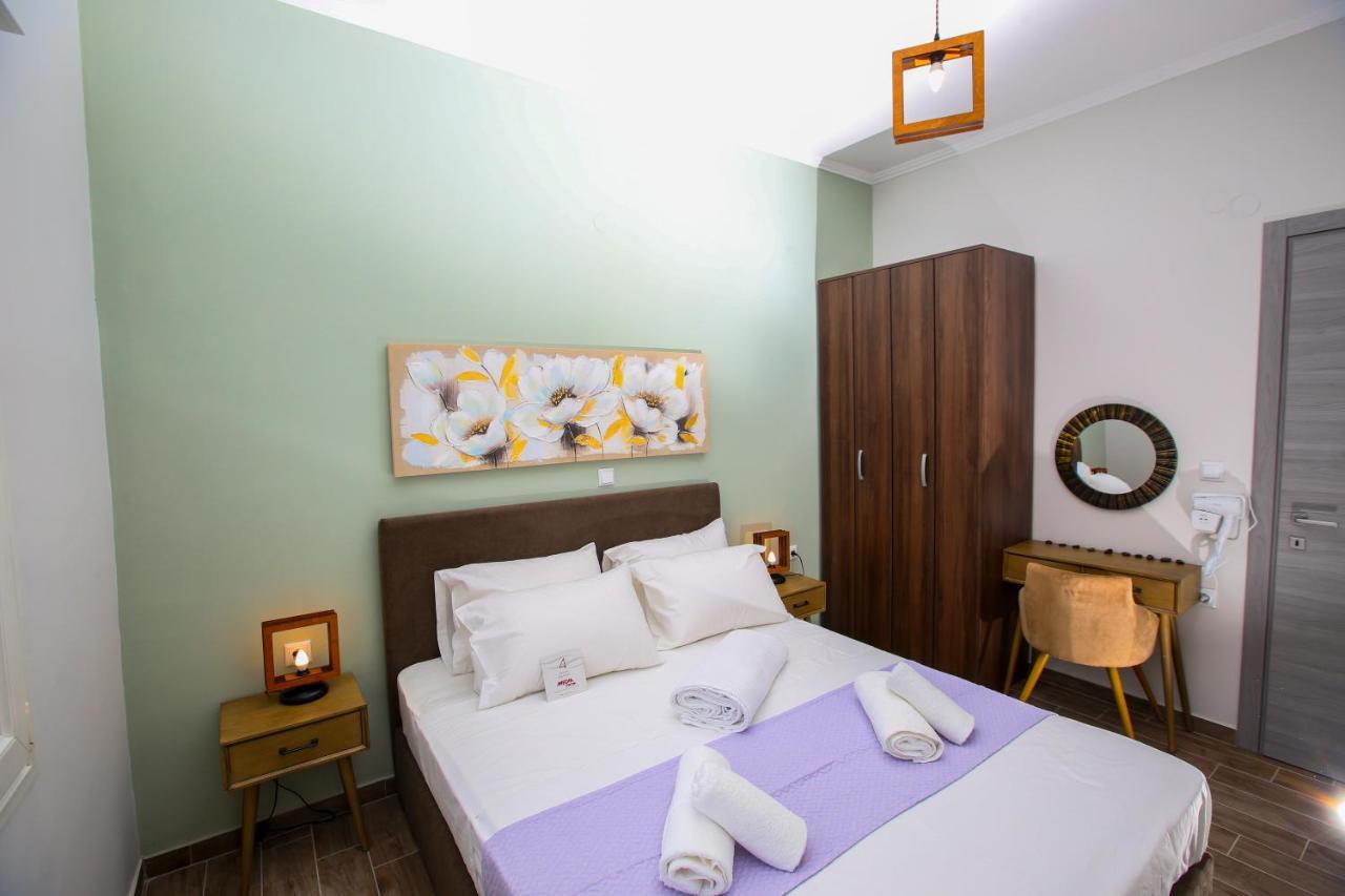 Stella Boutigue Rooms Néa Péramos Εξωτερικό φωτογραφία