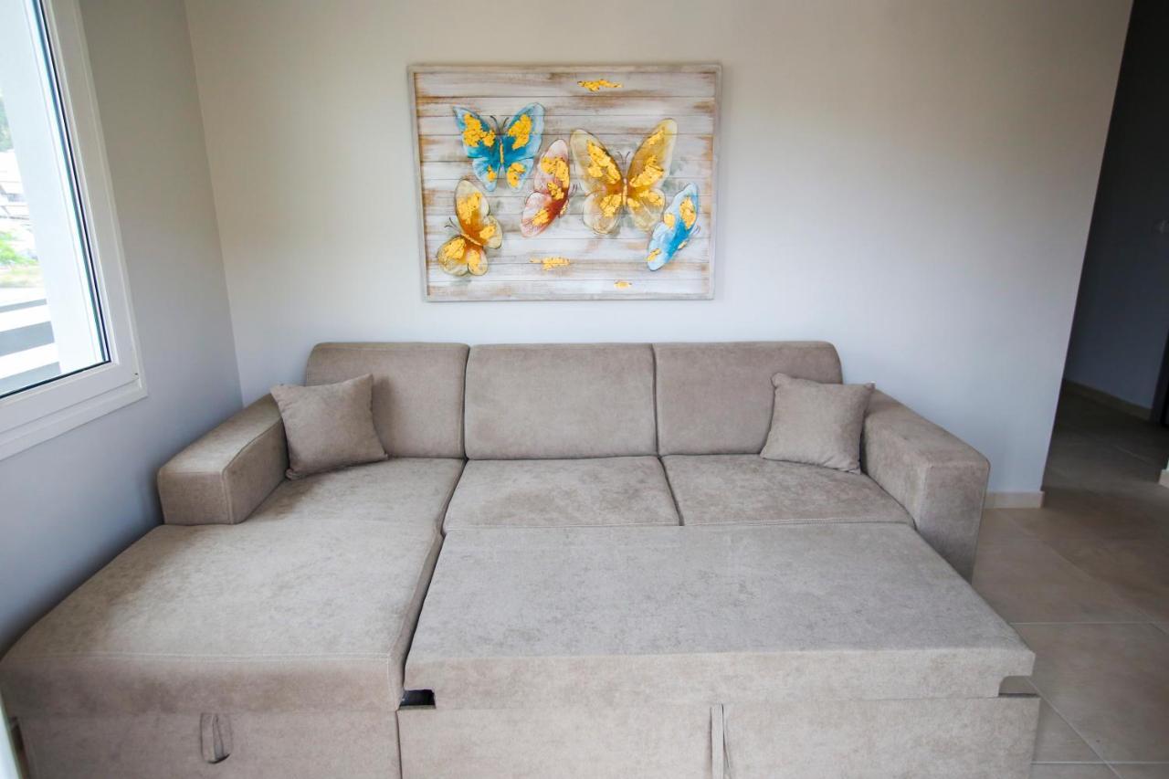 Stella Boutigue Rooms Néa Péramos Εξωτερικό φωτογραφία