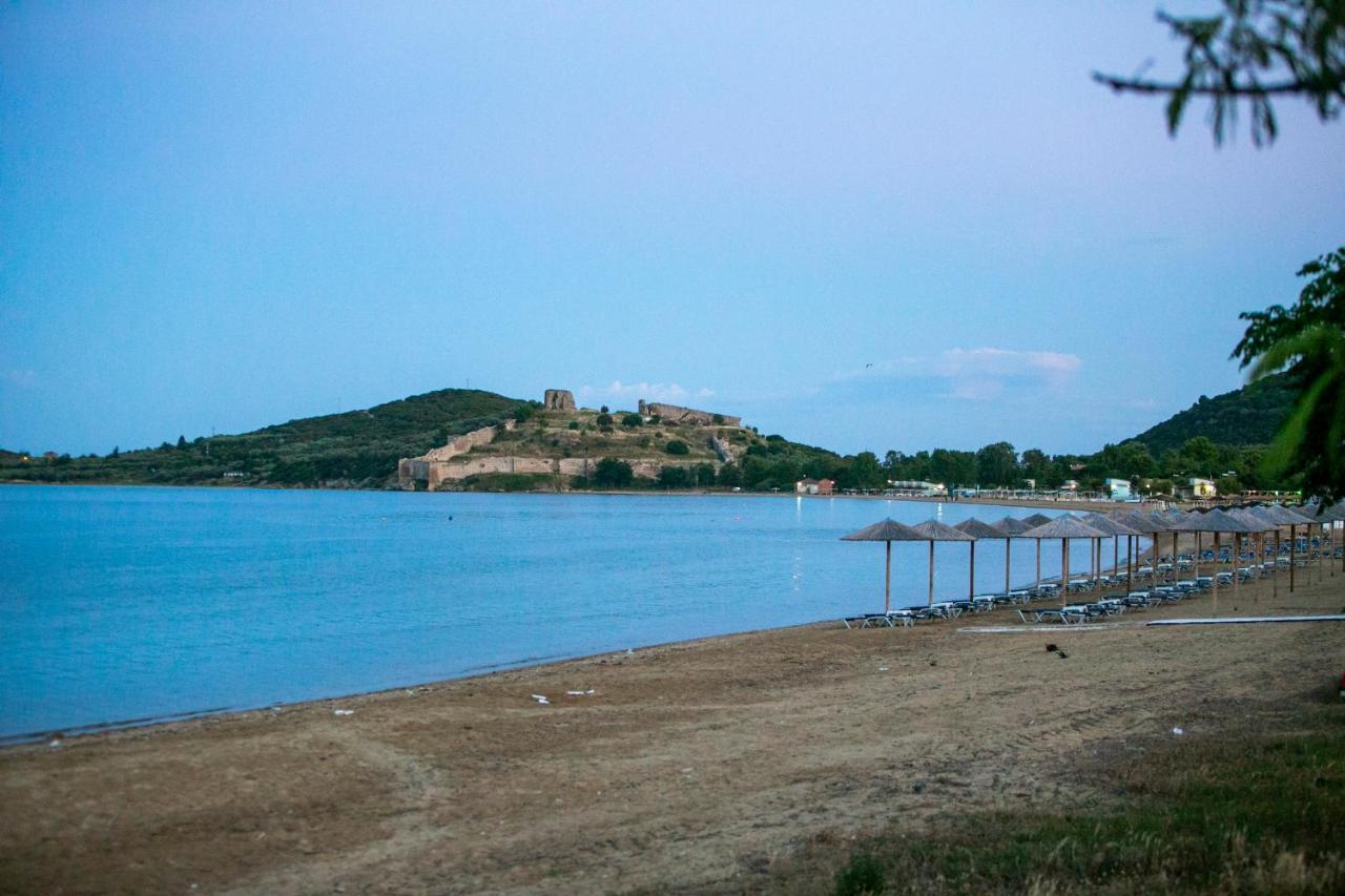 Stella Boutigue Rooms Néa Péramos Εξωτερικό φωτογραφία